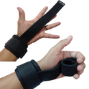 Straps com munhequeira para musculação